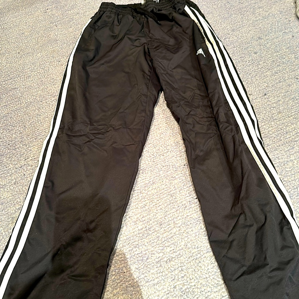 EUC Clima-cool Adidas track sweatpants in black w/ white stripes & logo. Size S
